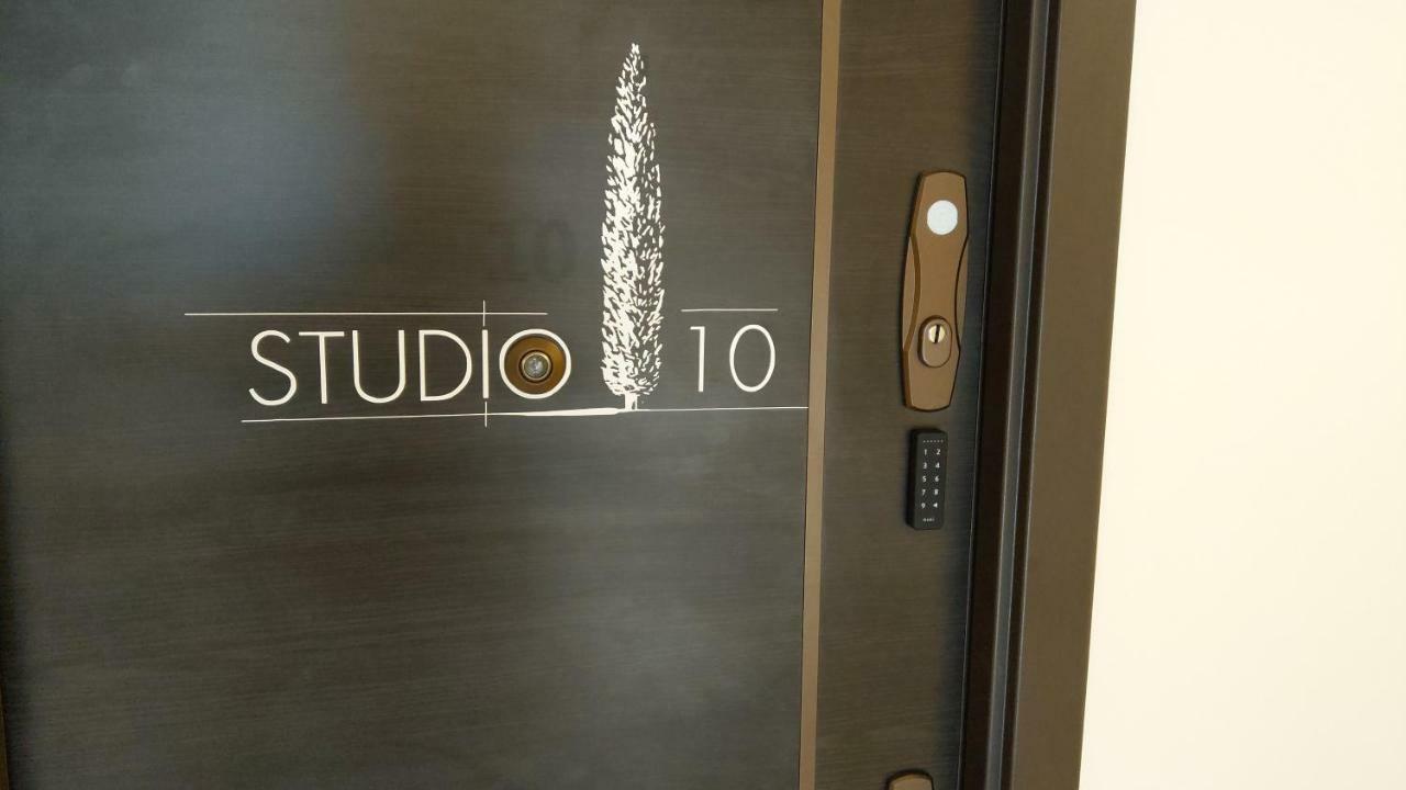 Studio 10 Busteni Exterior photo